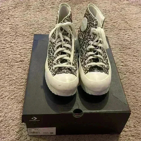 Converse CHUCK TAYLOR All Star Lugged 2.0 Jacquard Shoe High Top Shoe - Picture 13 of 15